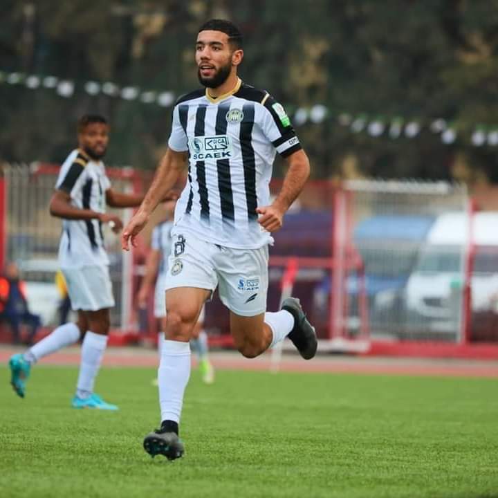جريدة الصريح | الوفاق لا يريد التفريط في قندوسي